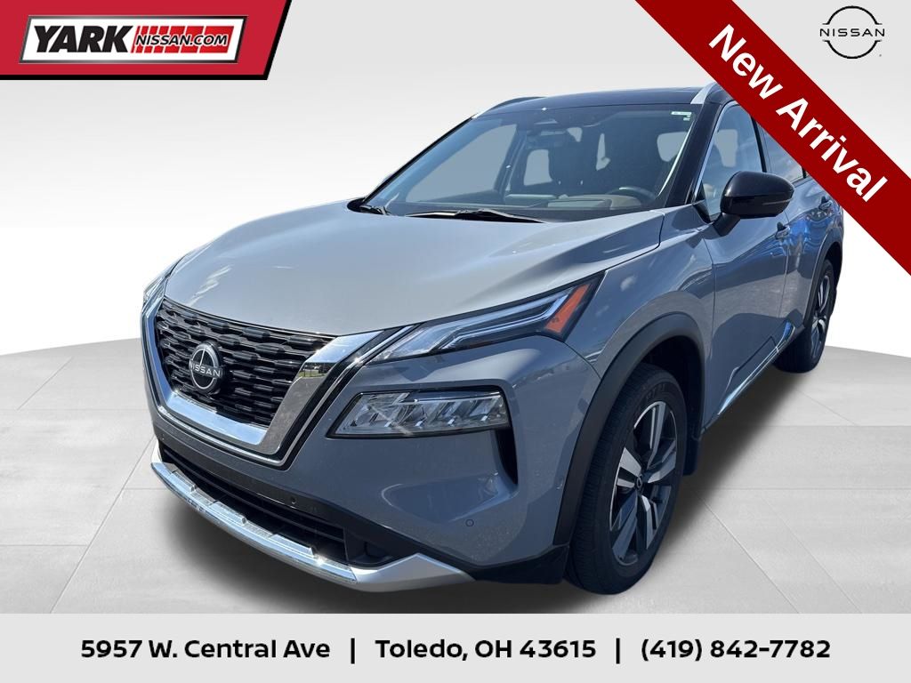 2023 Nissan Rogue Platinum AWD's photo