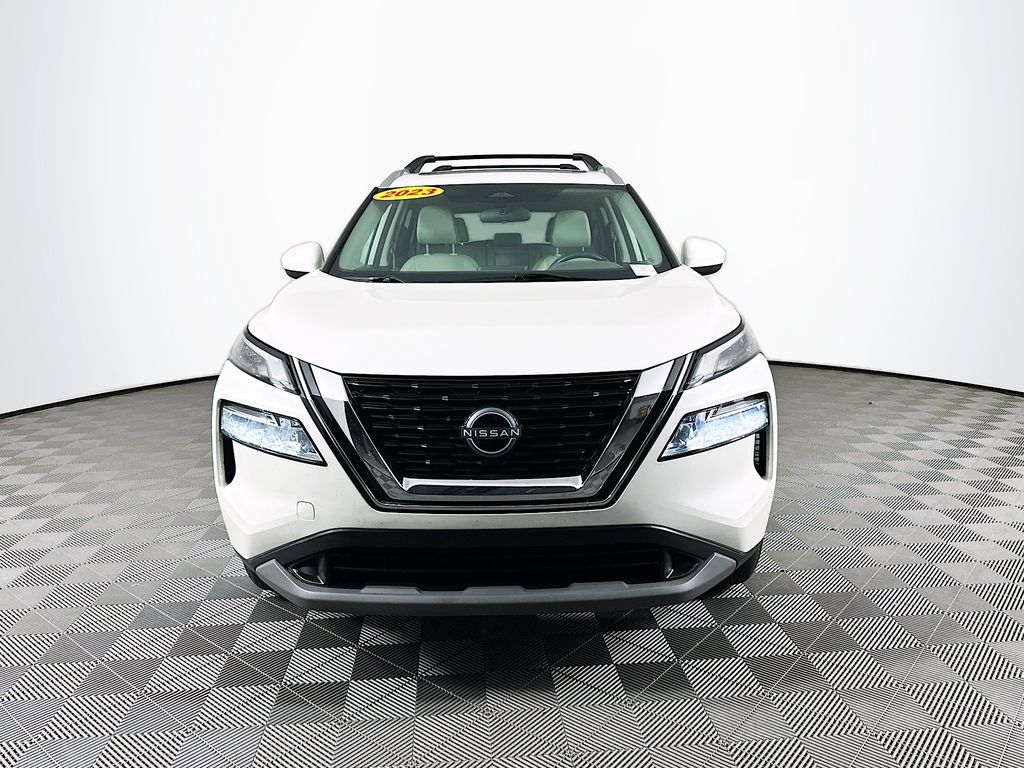 2023 Nissan Rogue SV photo 2