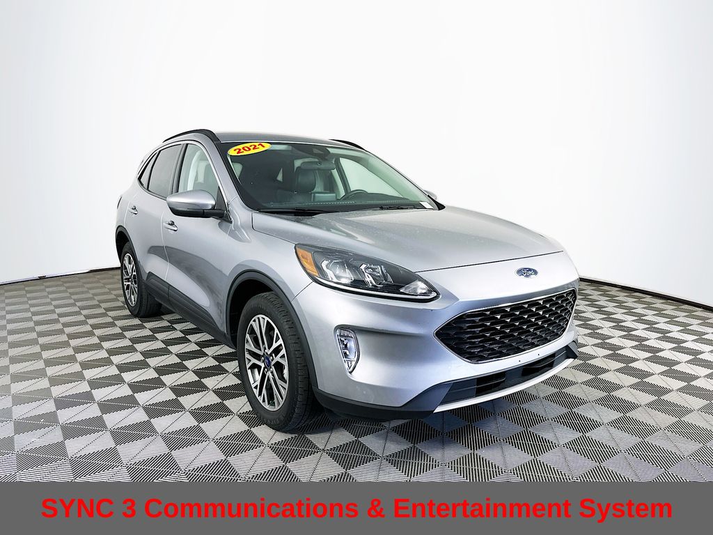 2021 Ford Escape SEL Hybrid photo 2