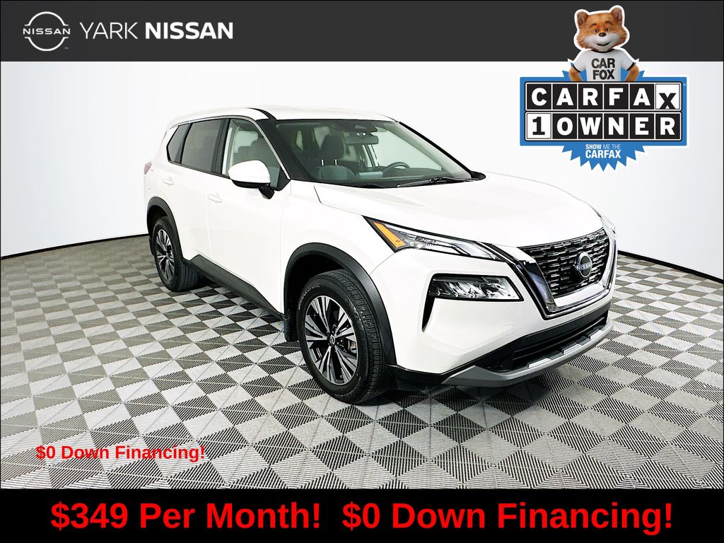 2023 Nissan Rogue SV's photo