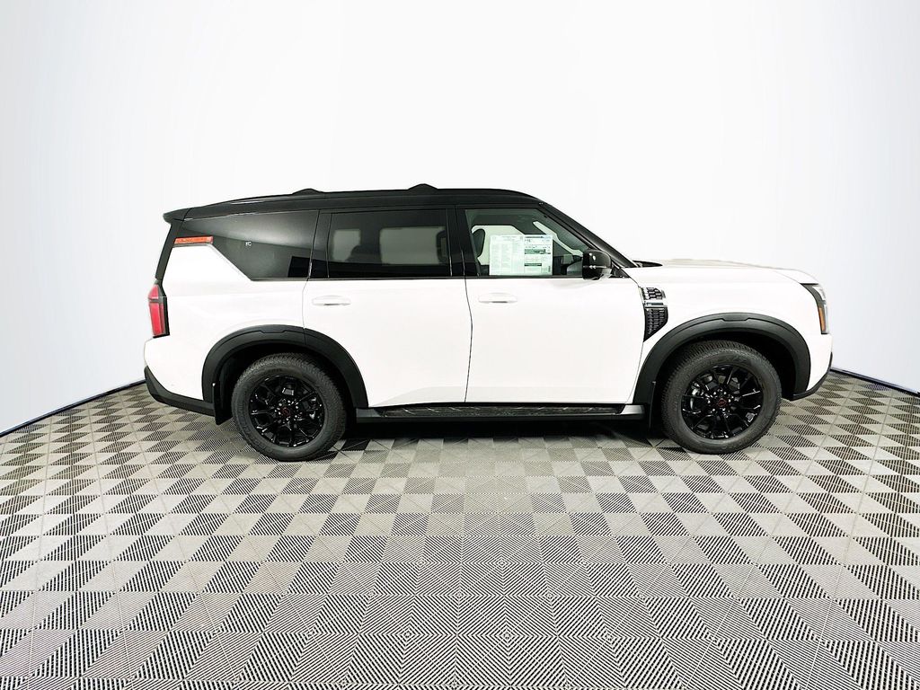 2026 Nissan Armada PRO-4X - Photo 11