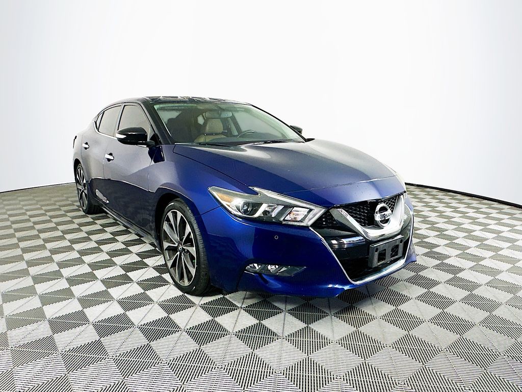 2016 Nissan Maxima SR photo 2