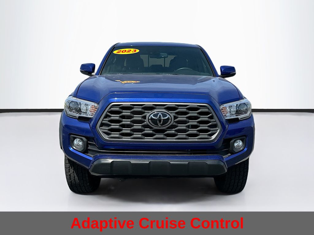 2023 Toyota Tacoma TRD V6 photo 3