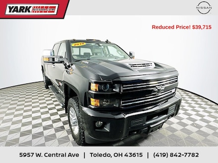 2018 Chevrolet Silverado 3500HD LTZ Truck Crew Cab