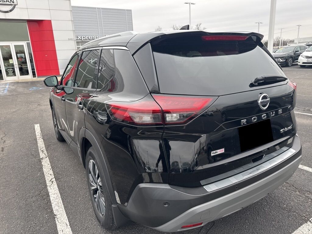 Certified 2021 Nissan Rogue SV SUV
