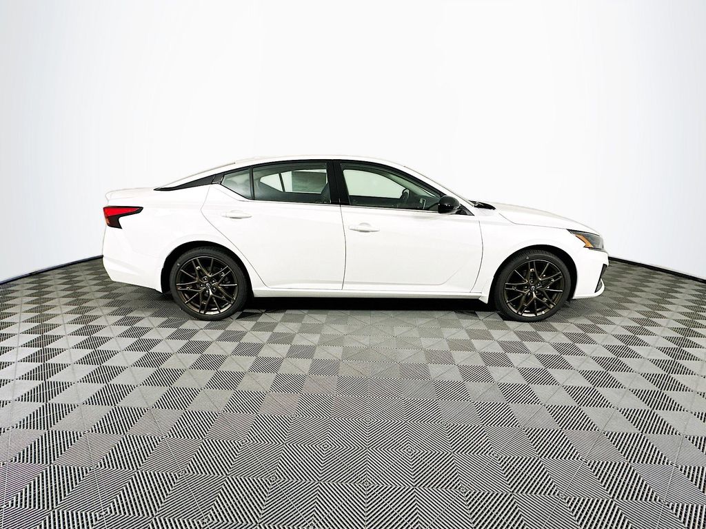 New 2025 Nissan Altima in Toledo OH | Vin 1N4BL4CV4SN317046 New 2025 Nissan Altima in Toledo OH | Vin 1N4BL4CV4SN317046