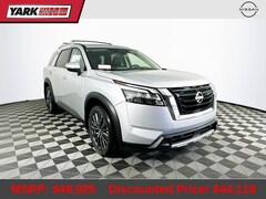 2025 Nissan Pathfinder SL SUV