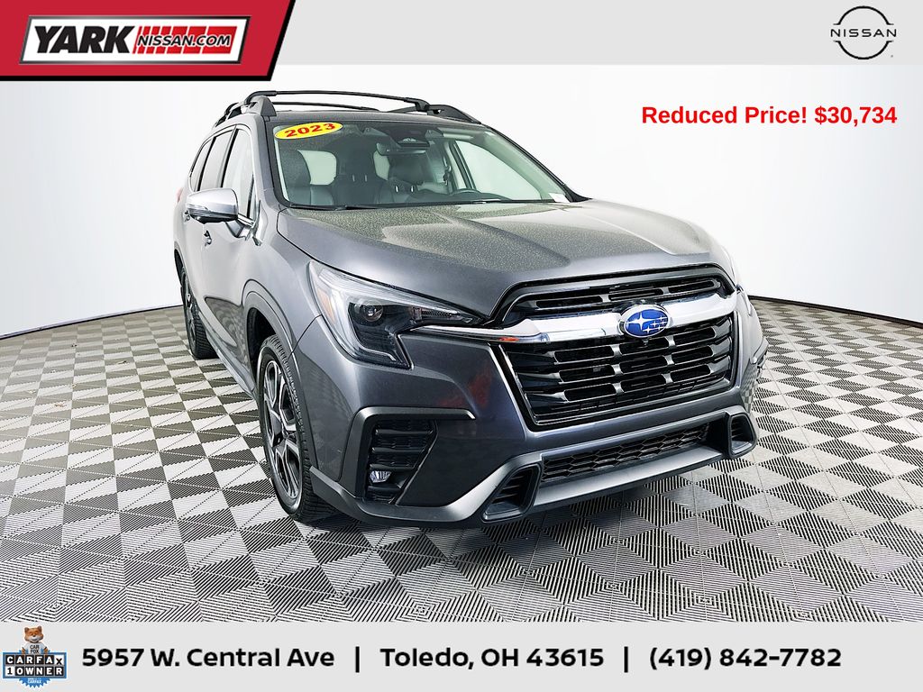 2023 Subaru Ascent Limited 7 Passenger's photo