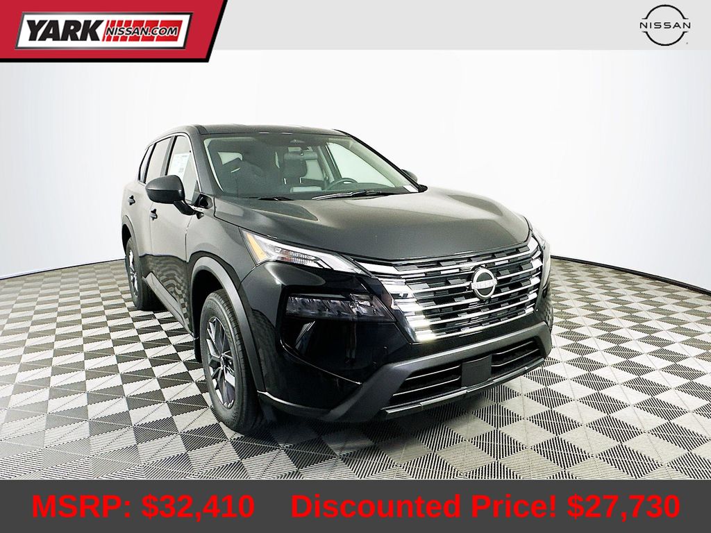 2026 Nissan Rogue S's photo