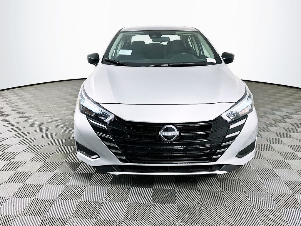 2025 Nissan Versa 1.6 S photo 2