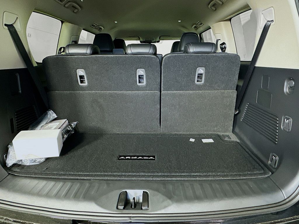 2026 Nissan Armada SV - Photo 32