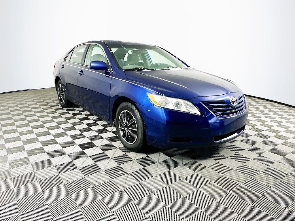 Used 2009 Toyota Camry LE Sedan