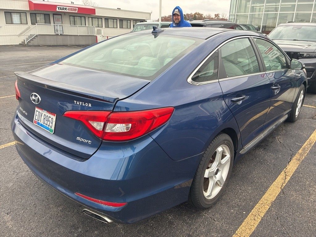 2015 Hyundai Sonata Limited Sport photo 3