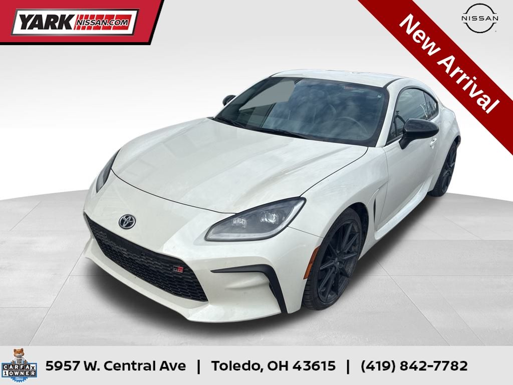 2025 Toyota GR86 Premium's photo