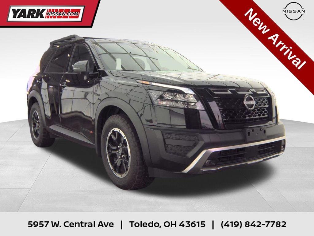 2025 Nissan Pathfinder Rock Creek 4WD's photo
