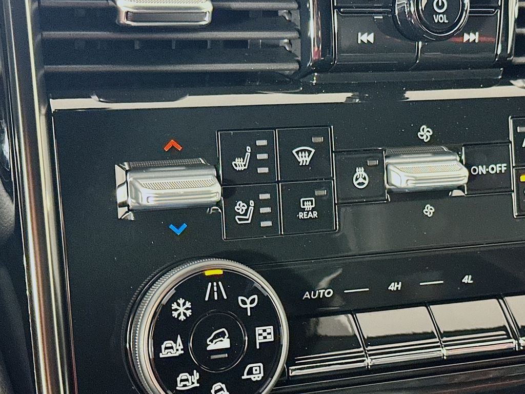 2026 Nissan Armada PRO-4X - Photo 26
