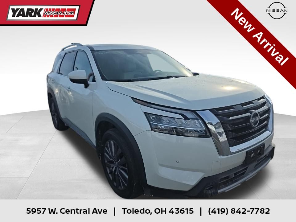 2023 Nissan Pathfinder SUV 