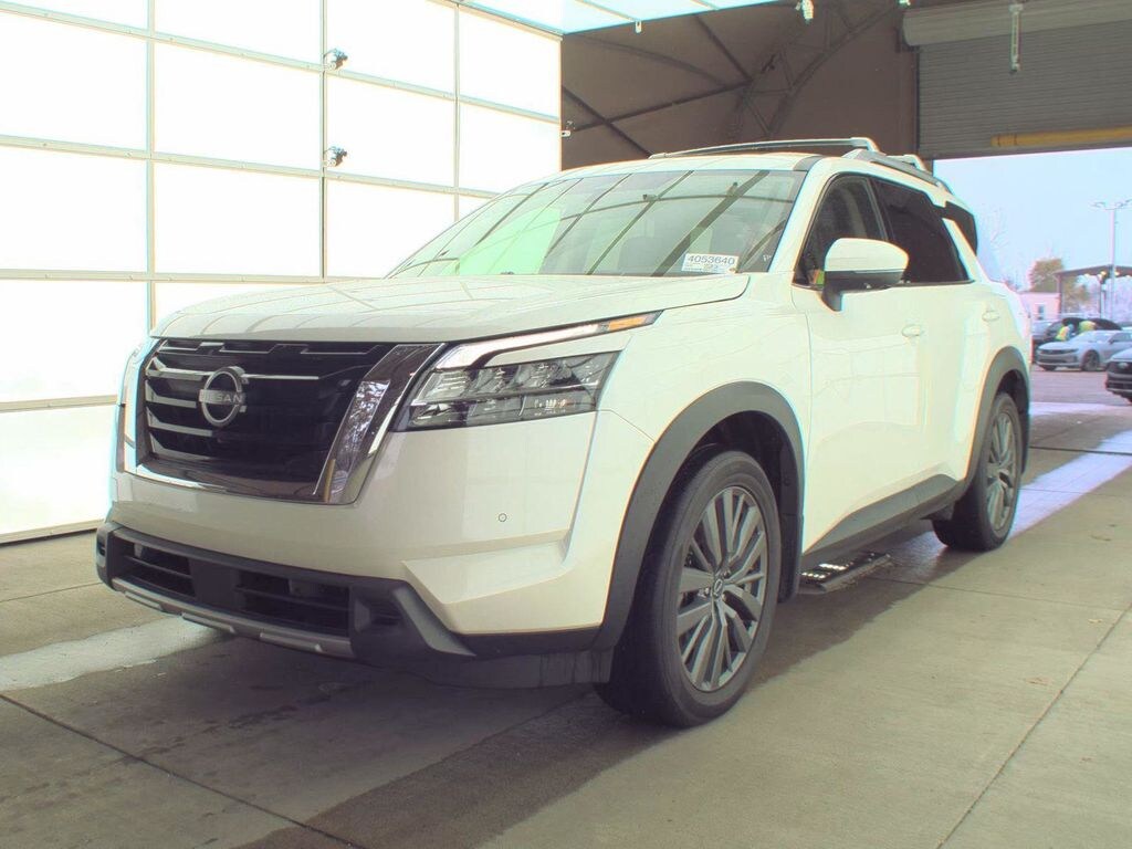 Certified 2024 Nissan Pathfinder SL SUV