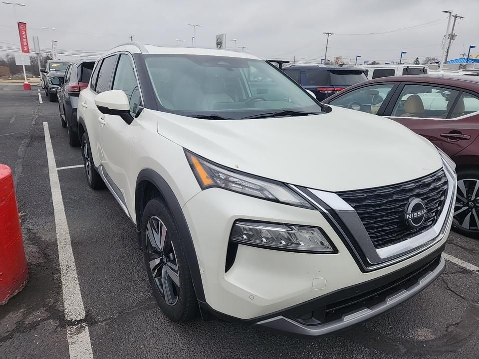 2023 Nissan Rogue SL photo 2