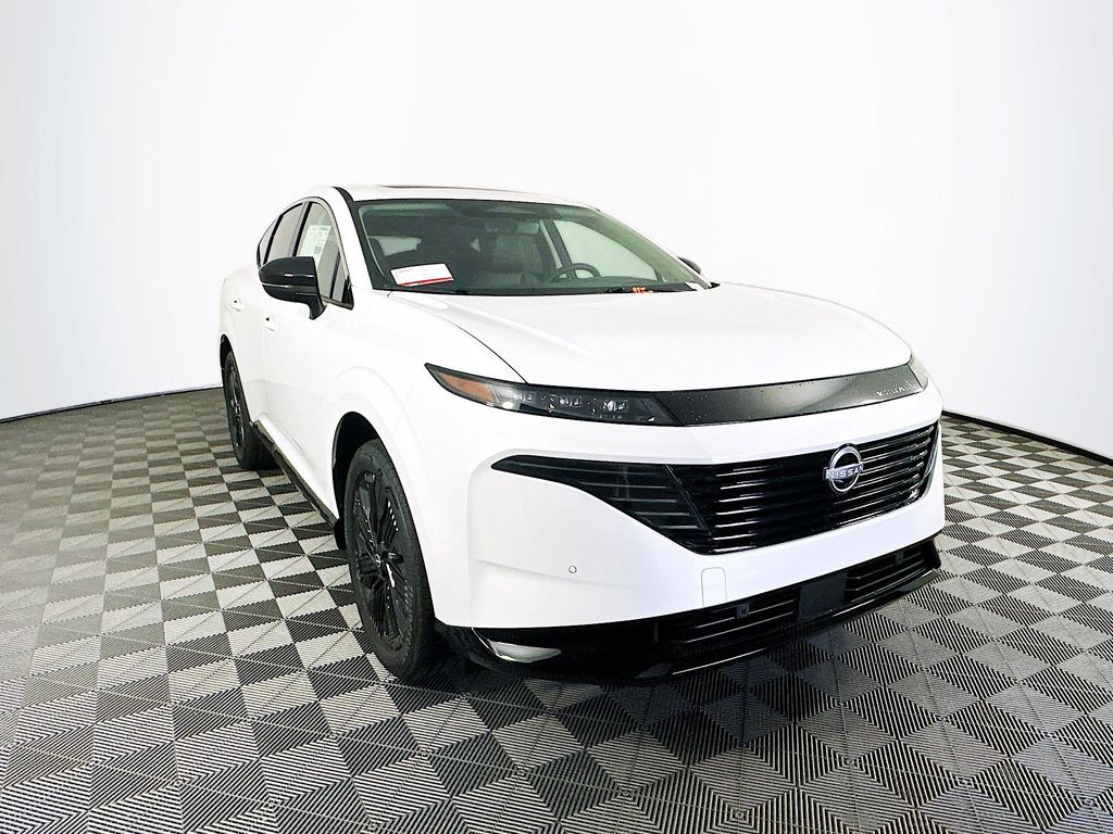 2025 Nissan Murano Platinum photo 2