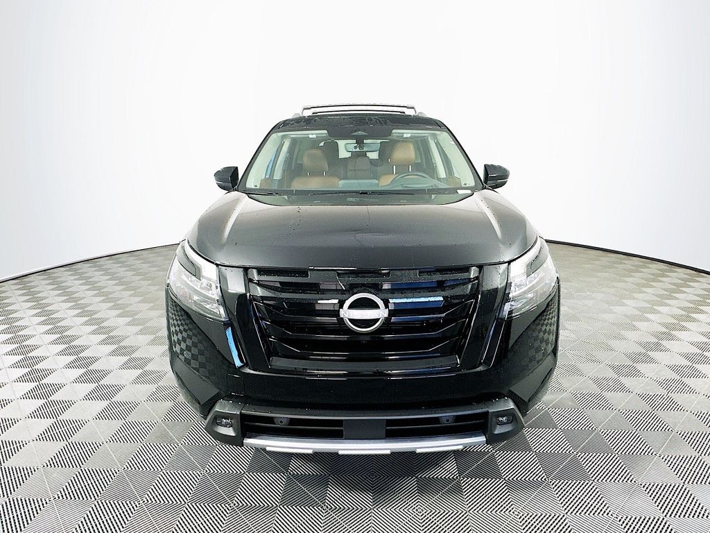 New 2025 Nissan Pathfinder Platinum SUV