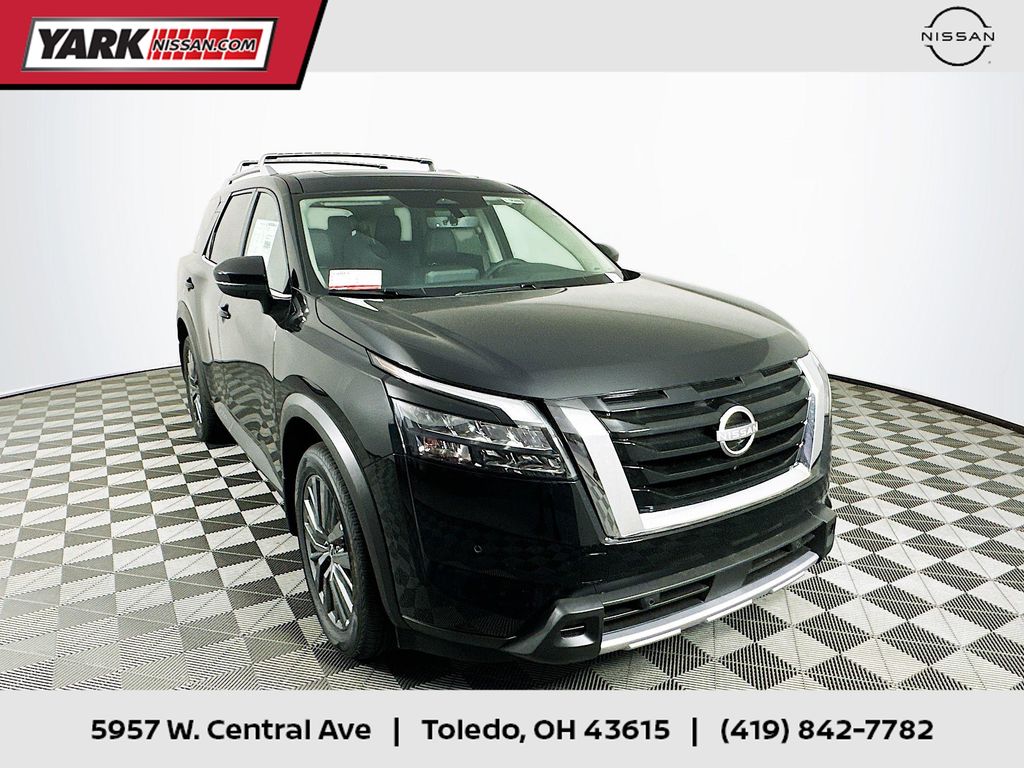 2025 Nissan Pathfinder SUV 