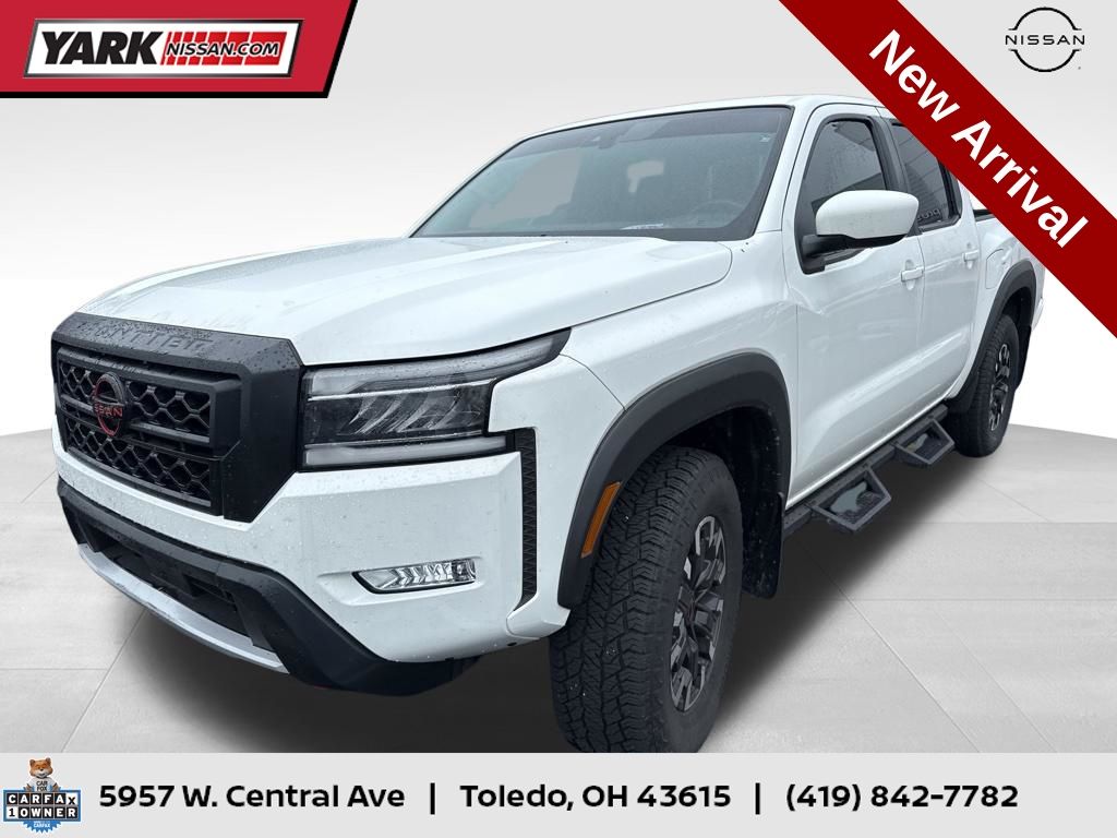 2023 Nissan Frontier PRO-4X Crew Cab 4X4's photo