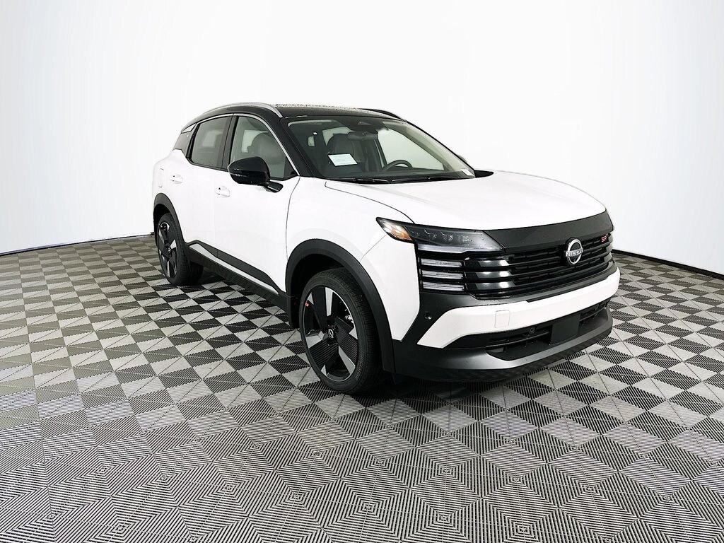 New 2026 Nissan Kicks SR SUV