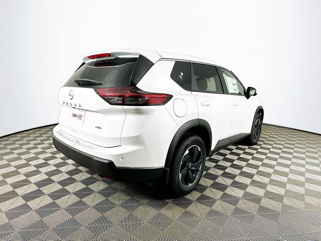2026 Nissan Rogue SV - Photo 10