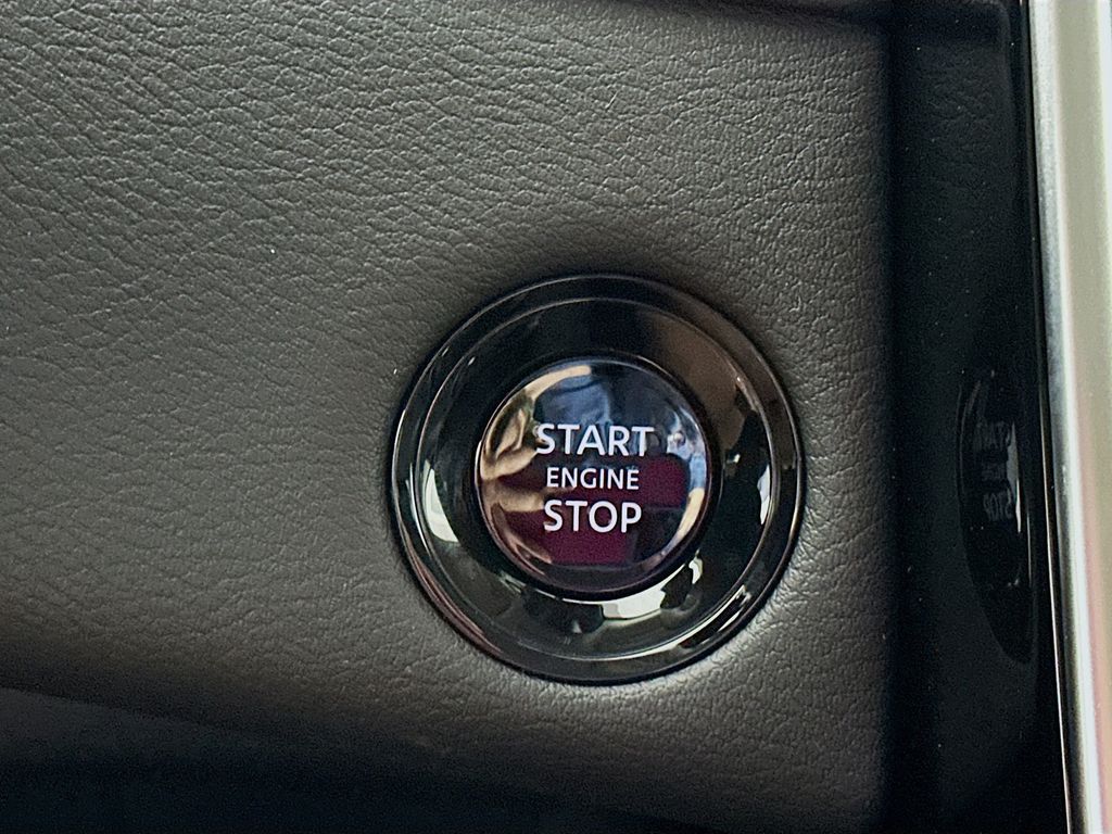 2026 Nissan Armada SV - Photo 19