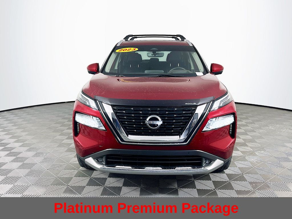 2023 Nissan Rogue Platinum photo 3