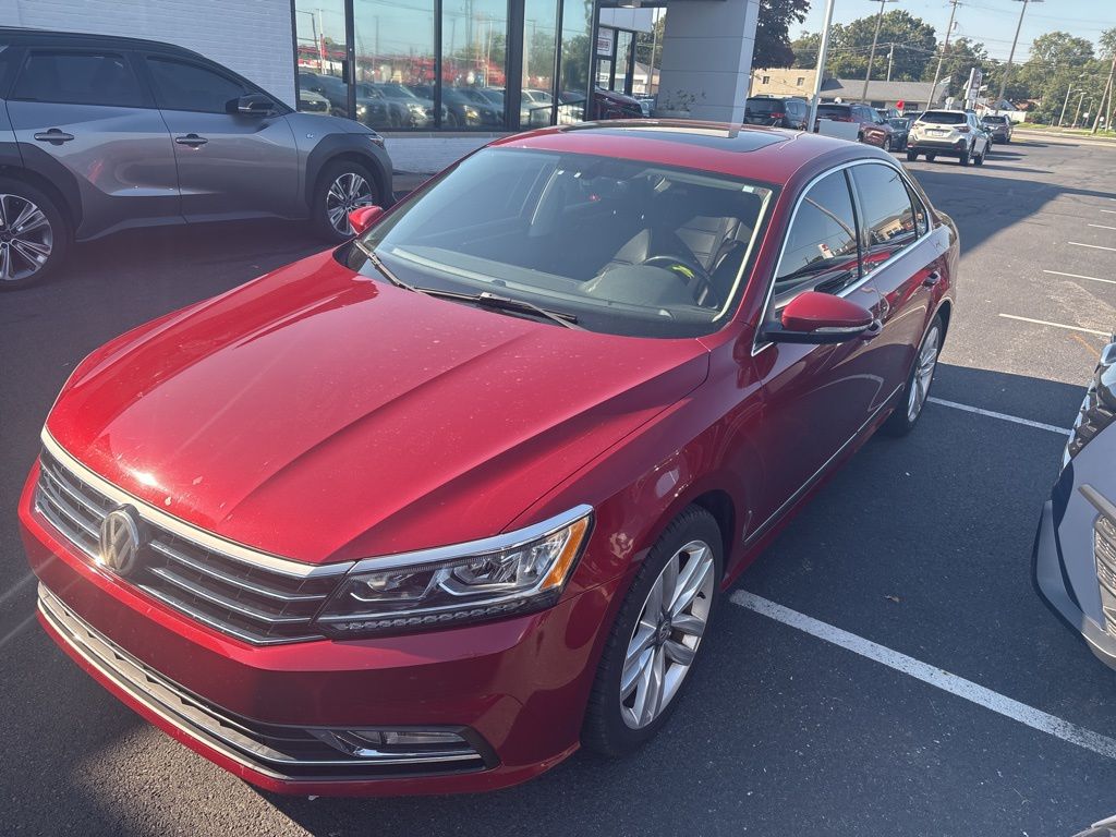 2017 Volkswagen Passat SE photo 2