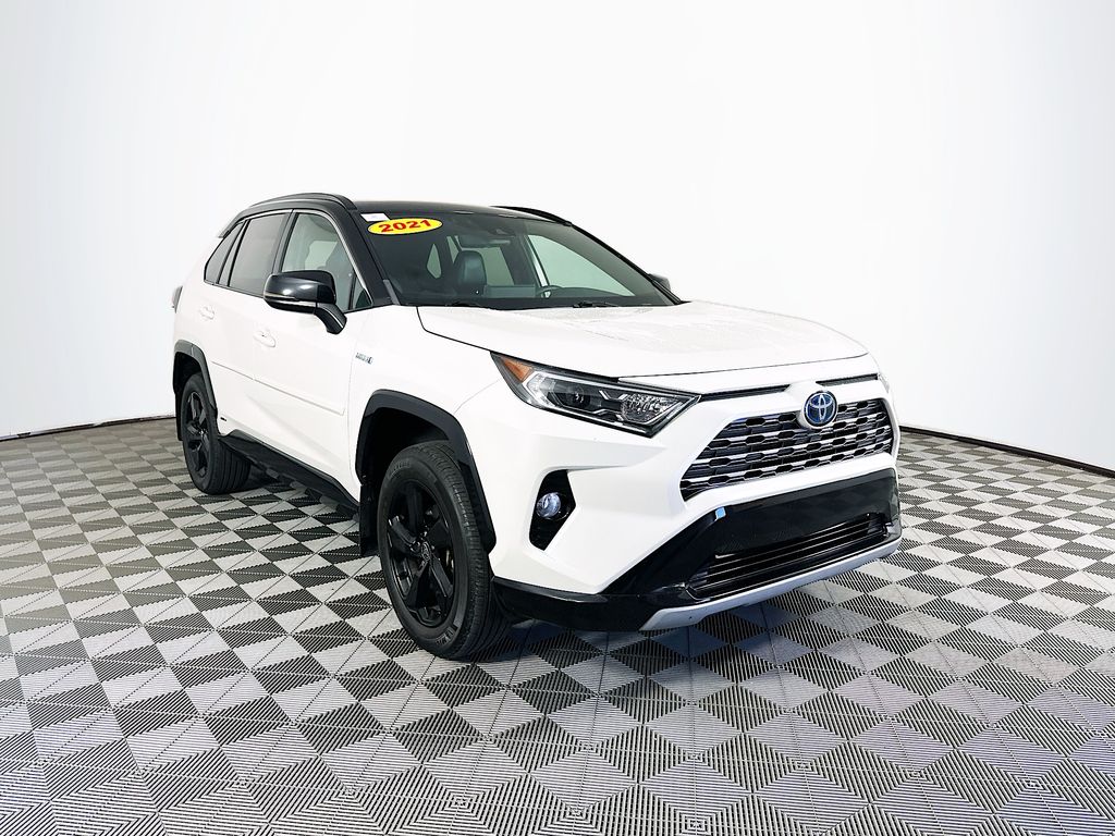 2021 Toyota RAV4 Hybrid XSE photo 2