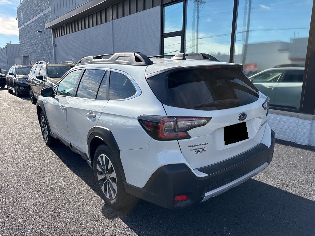 2023 Subaru Outback Limited photo 3