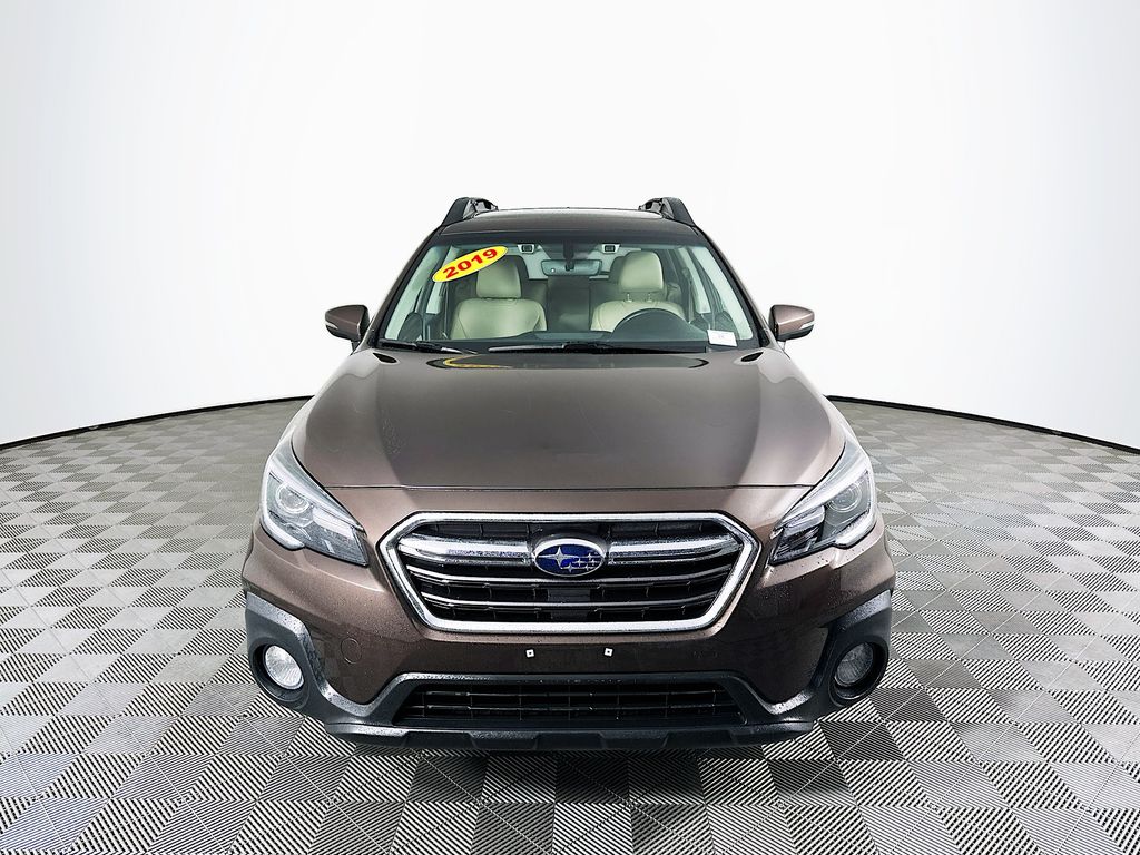 2019 Subaru Outback 3.6R Limited photo 3