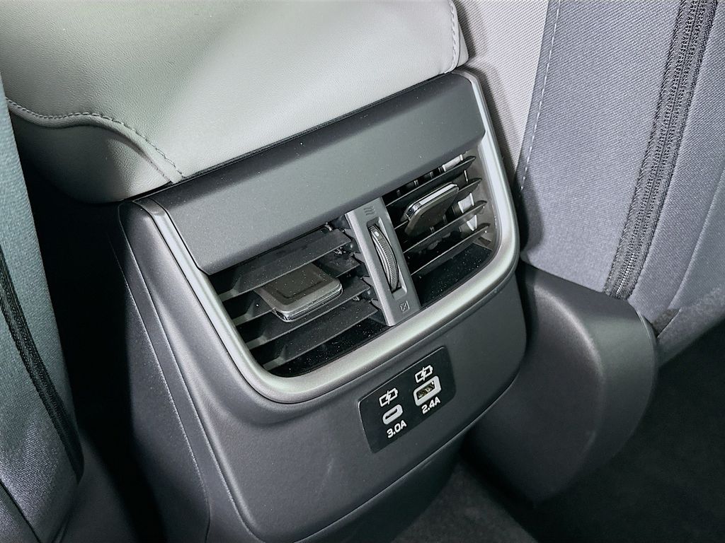 2025 Subaru Legacy Premium - Photo 32