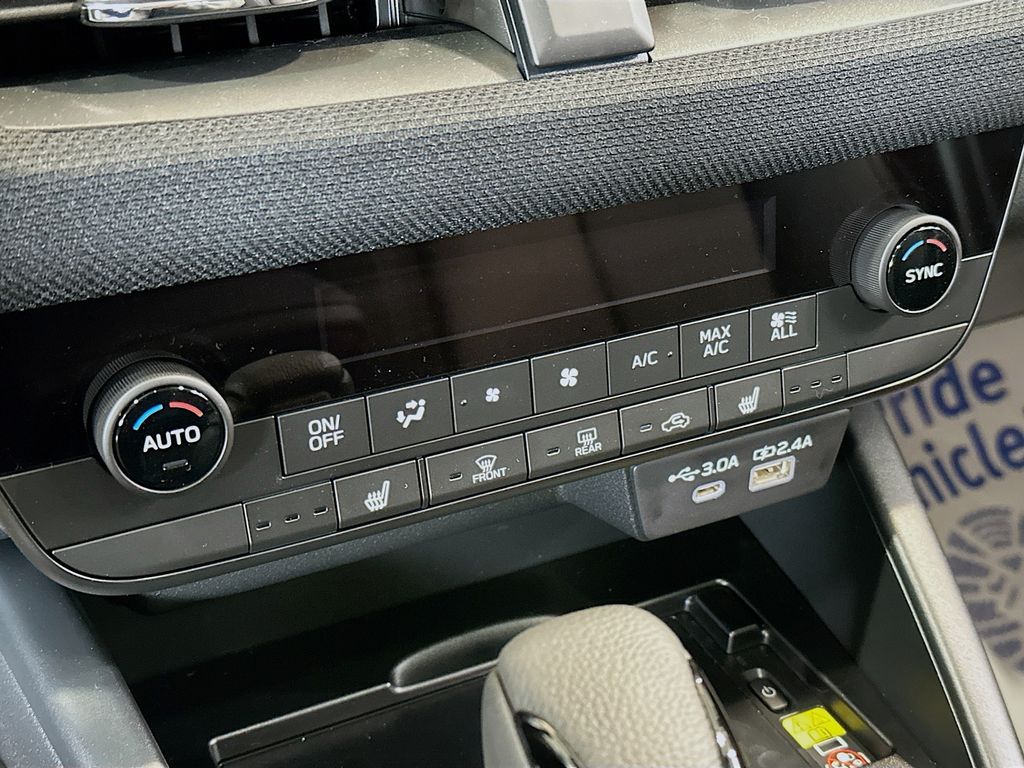 2026 Subaru Outback Limited - Photo 17