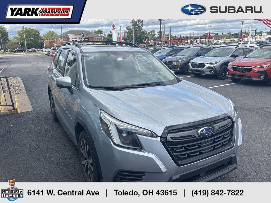 2023 Subaru Forester Limited's photo