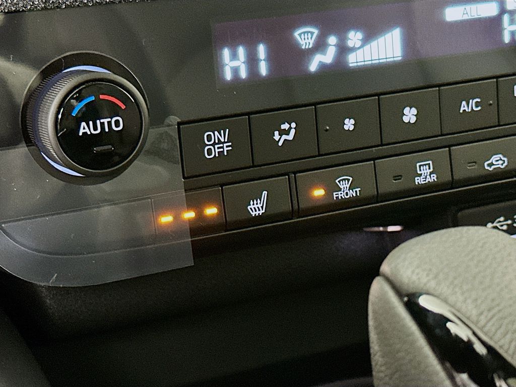 2026 Subaru Outback Limited - Photo 27