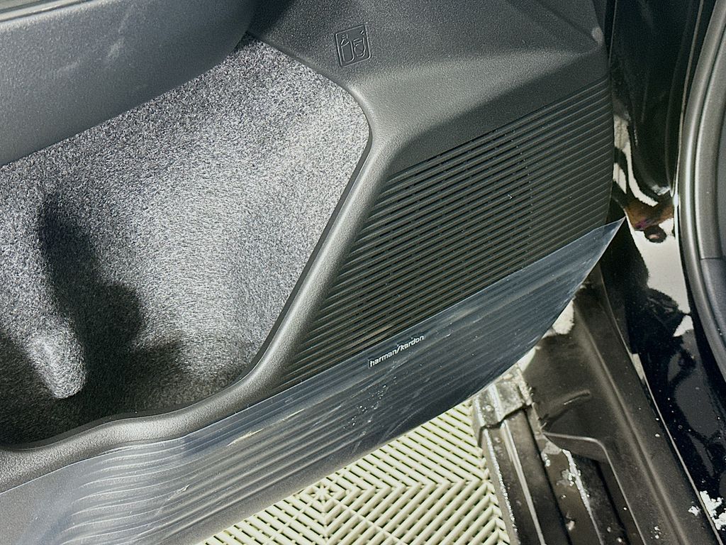 2026 Subaru Outback Limited - Photo 24