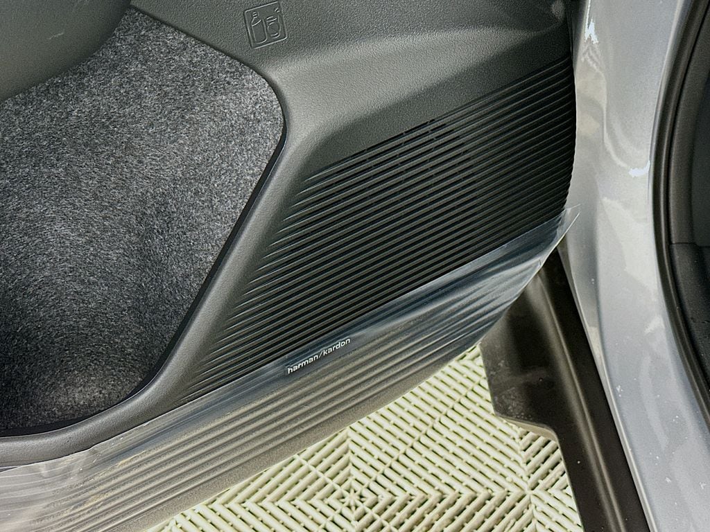 2026 Subaru Outback Limited - Photo 25