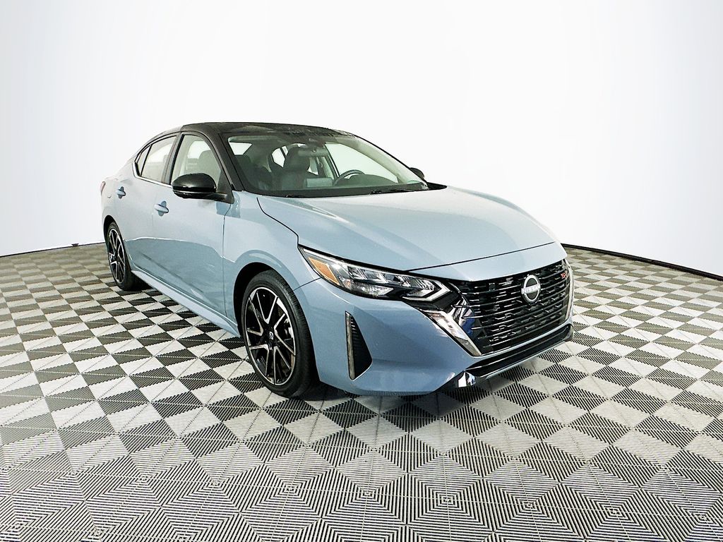 2024 Nissan Sentra SR photo 2