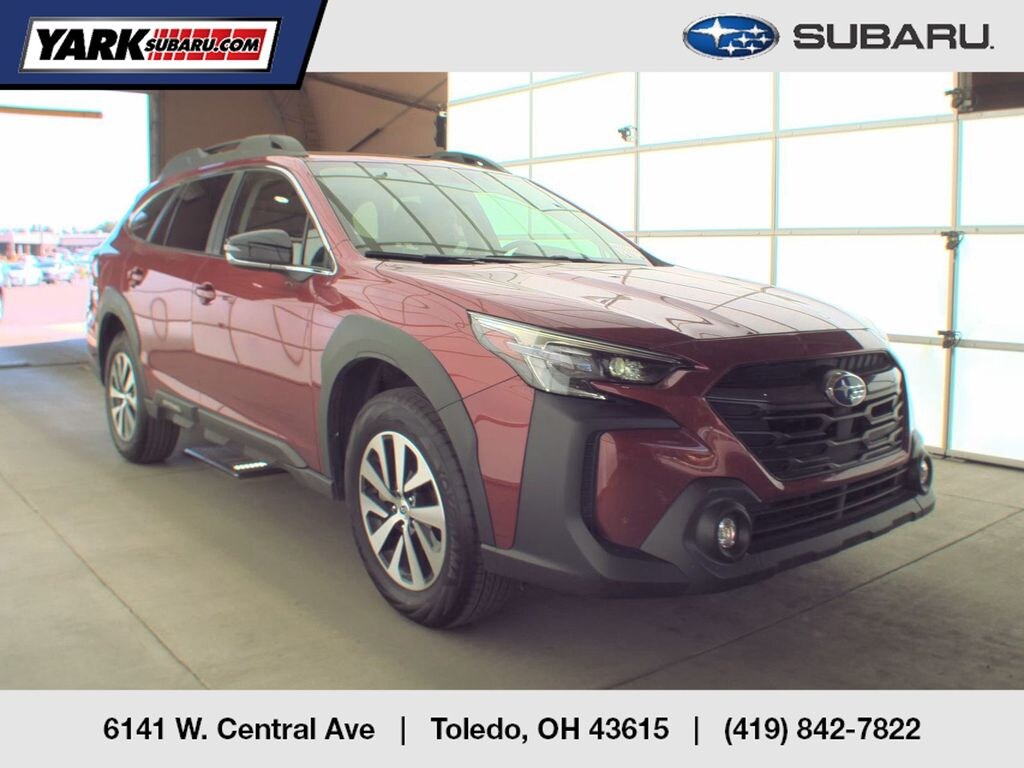 Used 2025 Subaru Outback Premium SUV