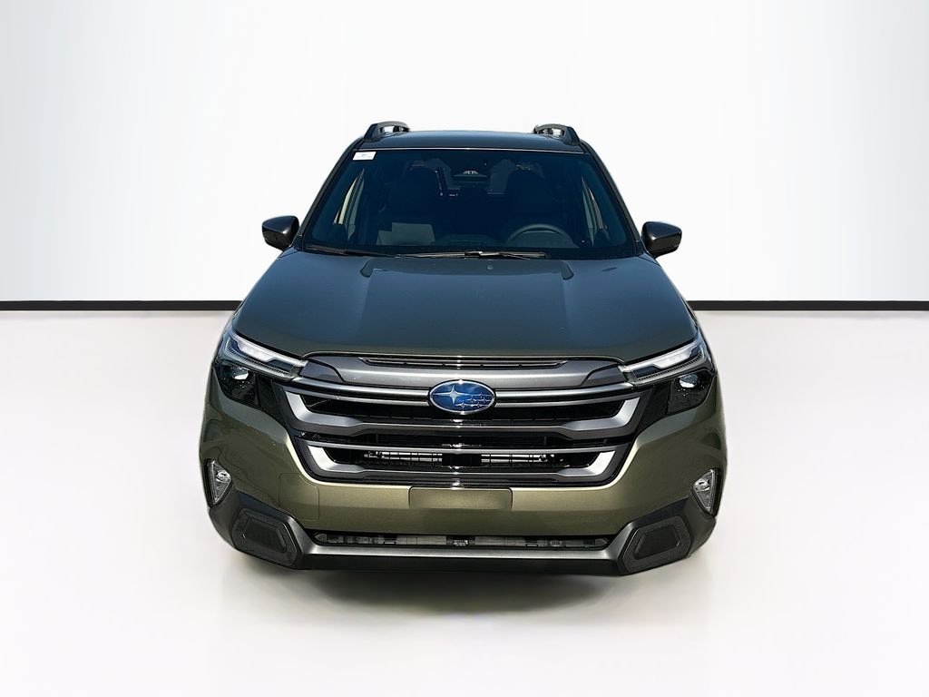 New 2025 Subaru Forester Hybrid Limited SUV