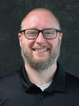 Staff member Alex Penn from ID_54bd67a433cd