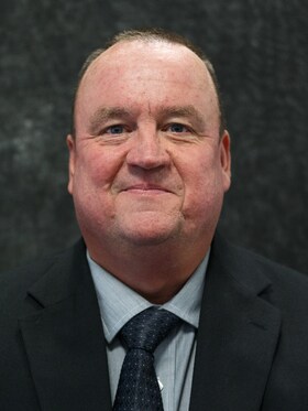 Staff member Don Espen from ID_10490e4818ce