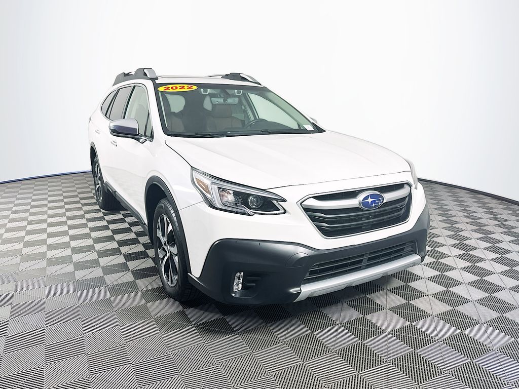 2022 Subaru Outback Touring XT photo 2
