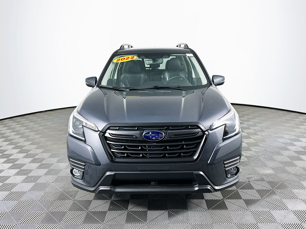 2022 Subaru Forester Limited photo 3