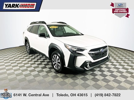 Featured used 2025 Subaru Outback Premium SUV for sale in Toledo, OH