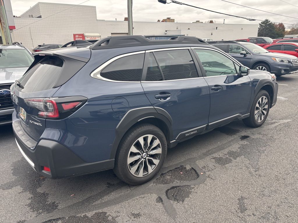 2023 Subaru Outback Limited photo 2